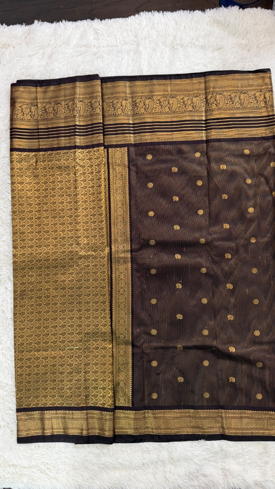 Gadwal Saree - Premium (Self Brown + Stitched blouse with Maggam work)