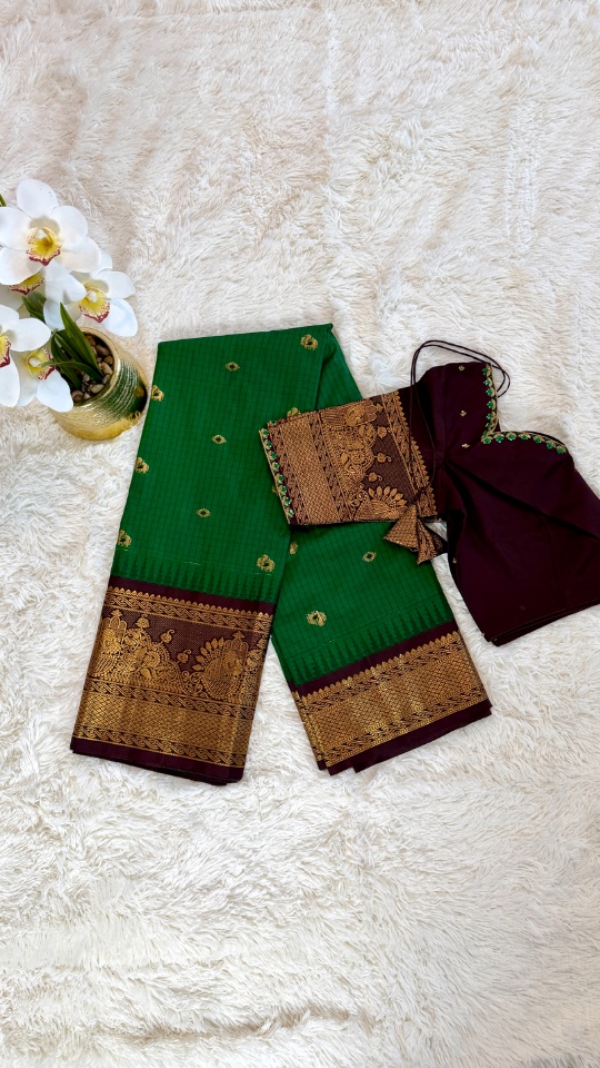 Gadwal Saree - Premium (Bottle Green + Stitched blouse with Maggam work)